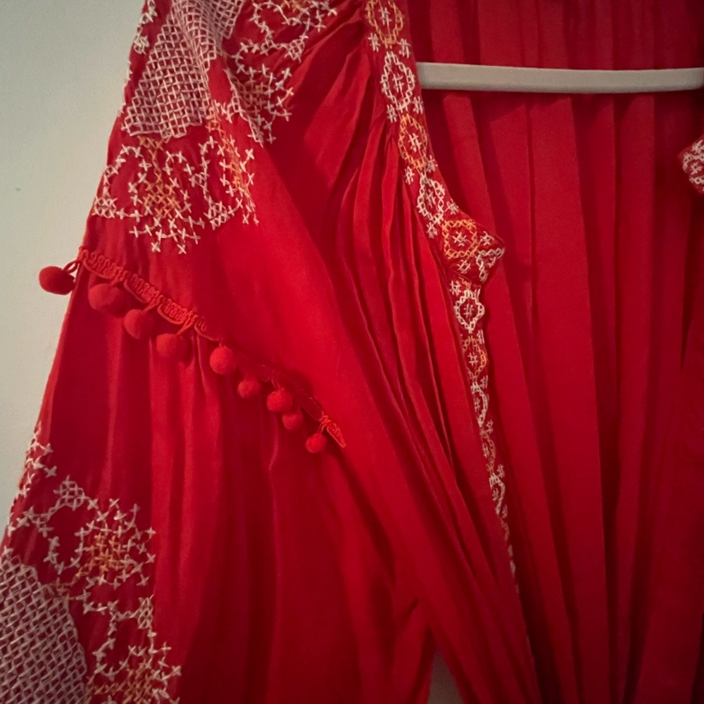 Red Embroidered Kimono Robe - Picture 3 of 4